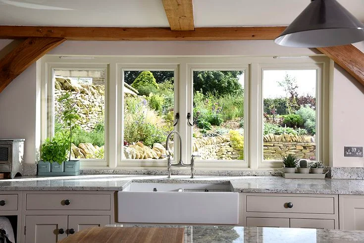 Double-Hung vs. Casement Windows for Indianapolis Homes: Which Handles Indiana Weather Better? The Casement Window