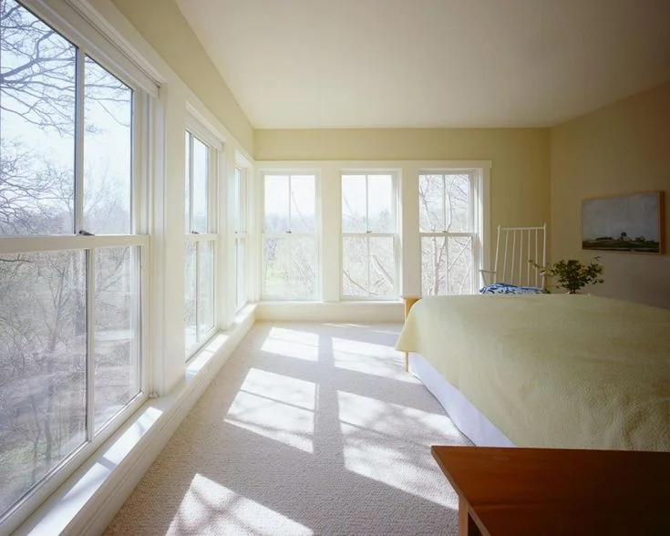 Double-Hung vs. Casement Windows for Indianapolis Homes: Which Handles Indiana Weather Better? Double-Hung Windows